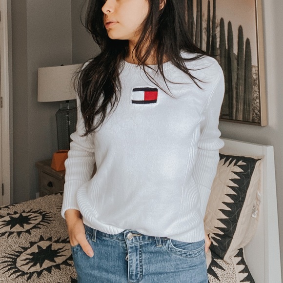 Tommy Hilfiger Sweaters - Vintage Tommy Hilfiger Logo Sweater